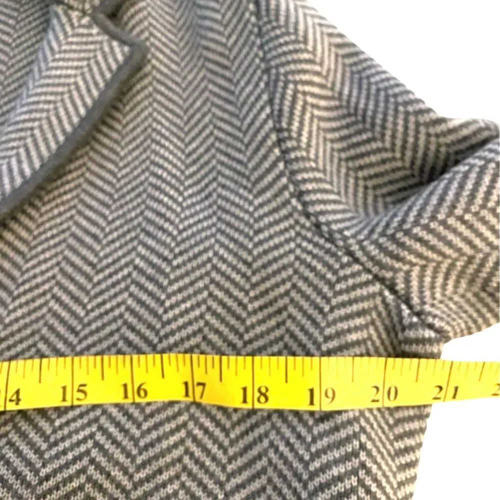 Talbots 100% Merino Wool Herringbone Knit Blazer Jacket Medium Grey Soft NWOT M